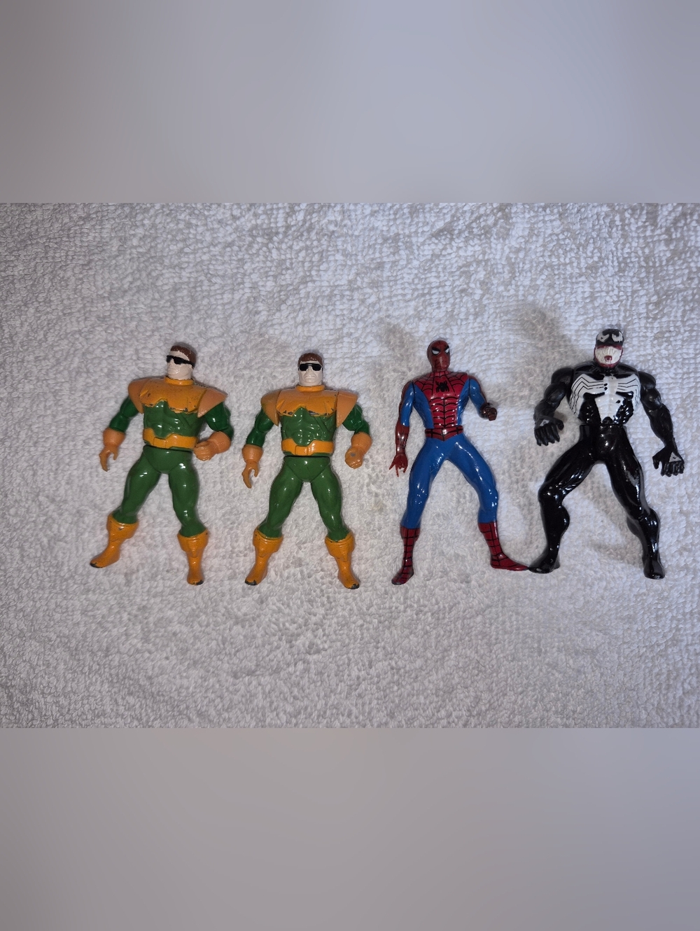 Vintage 1994 Toybiz Marvel Die Cast 3" Action Figure Toys